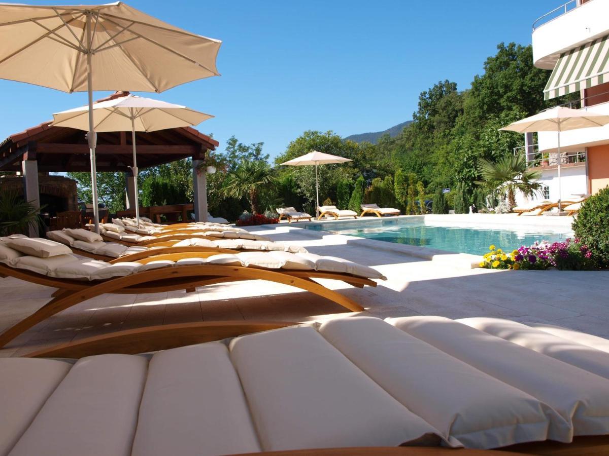 Apartmani Ucka Opatija Exterior foto